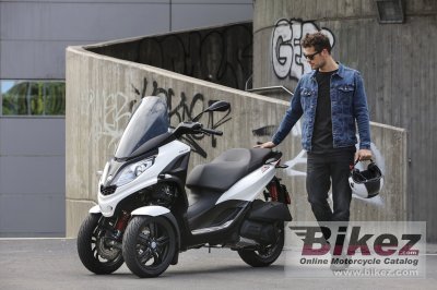 2020 Piaggio MP3 300 hpe Sport