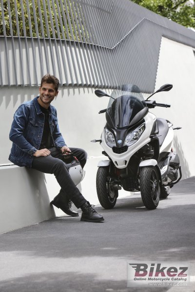2020 Piaggio MP3 300 hpe Sport