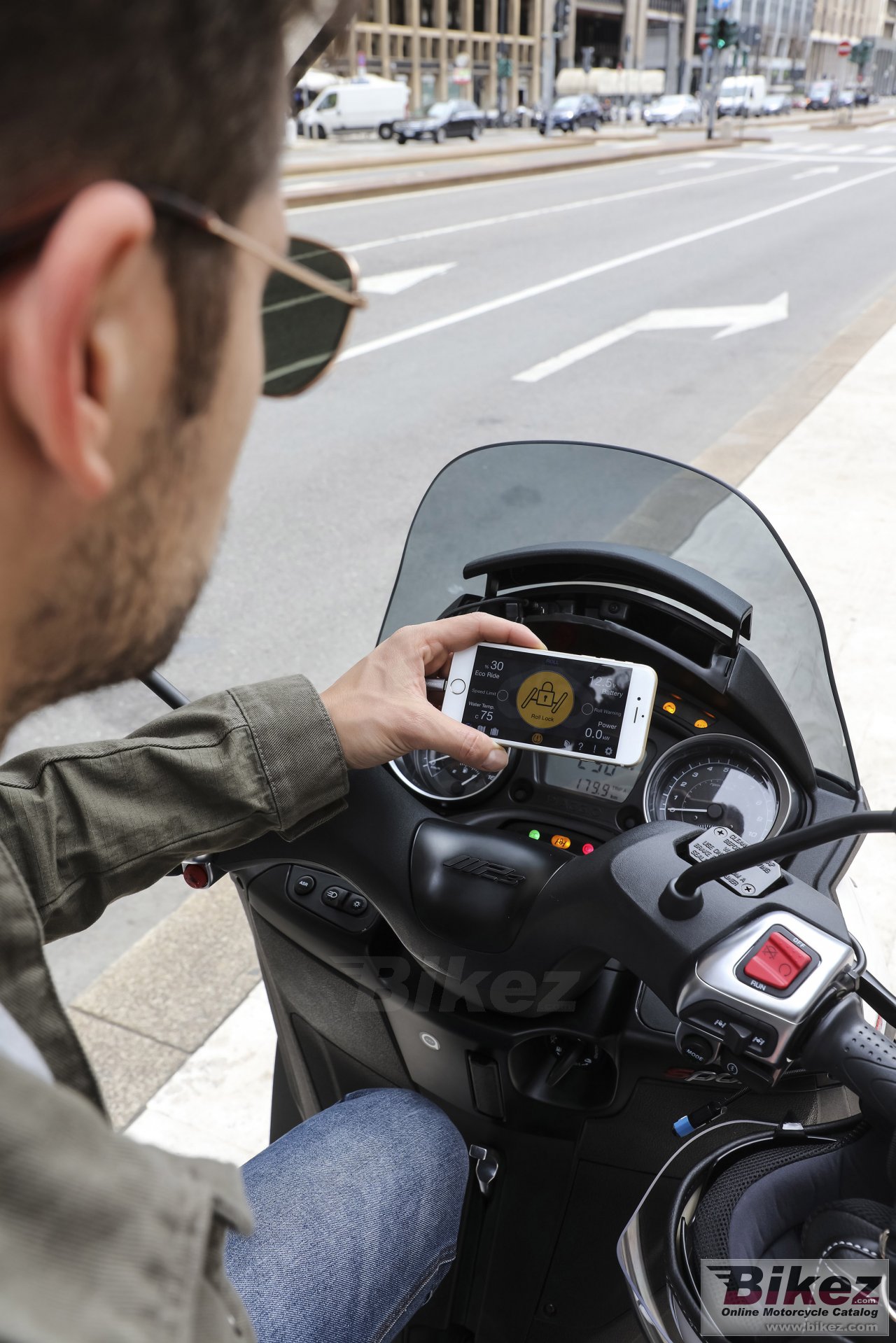 Piaggio MP3 300 hpe Sport