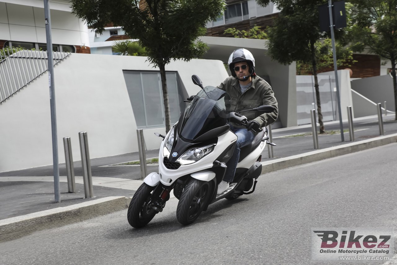 Piaggio MP3 300 hpe Sport