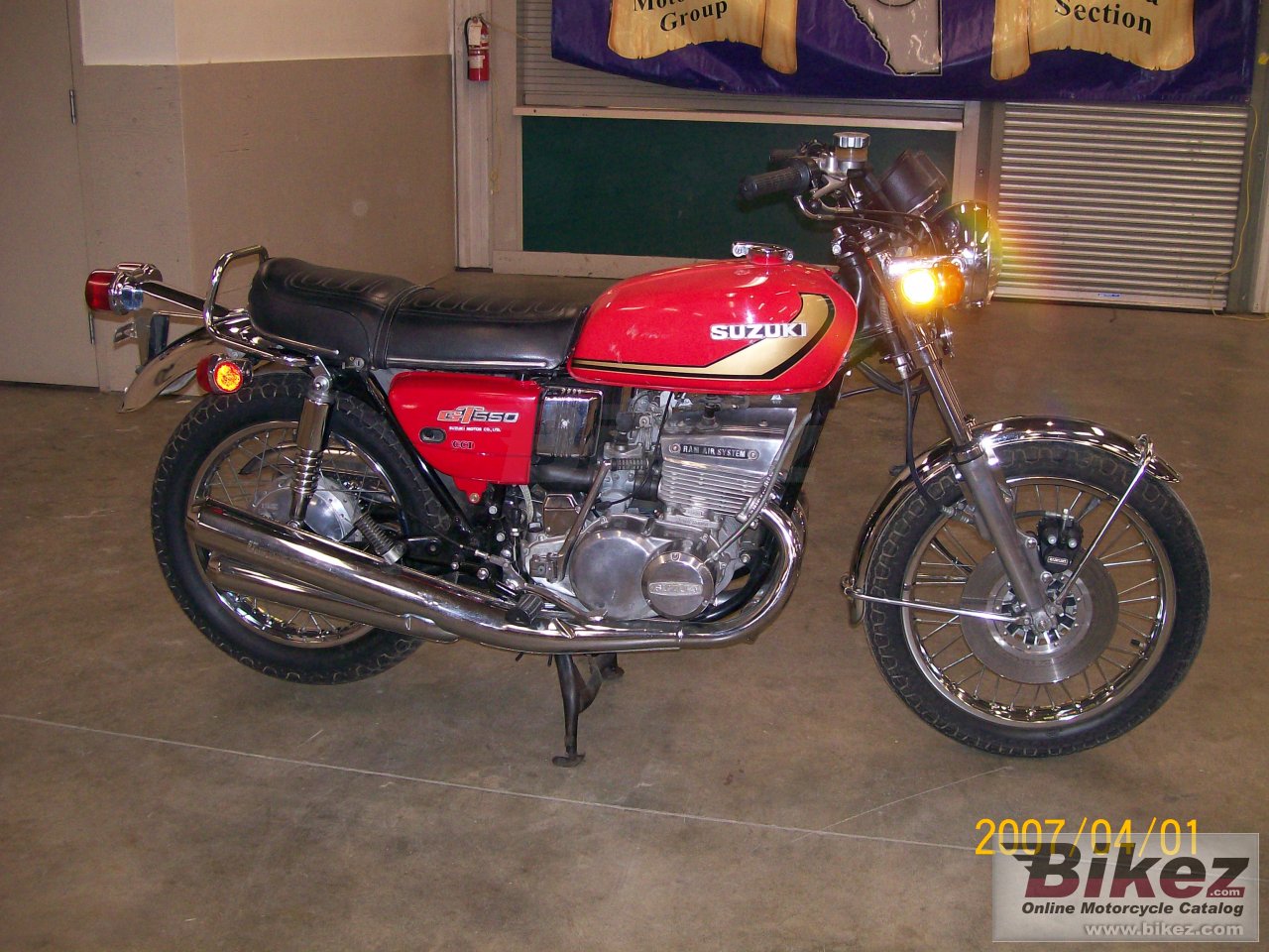 Suzuki GT 550