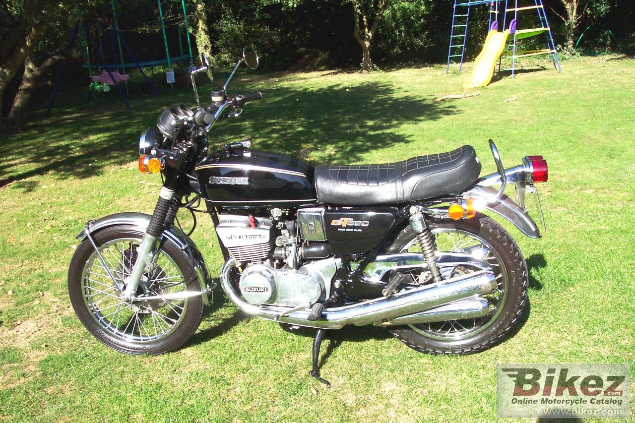 Suzuki GT 380