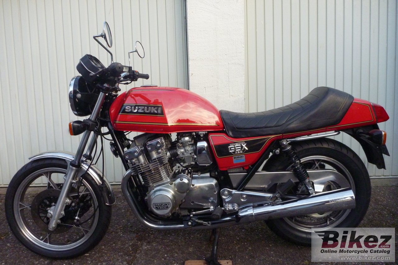 Suzuki GSX 750