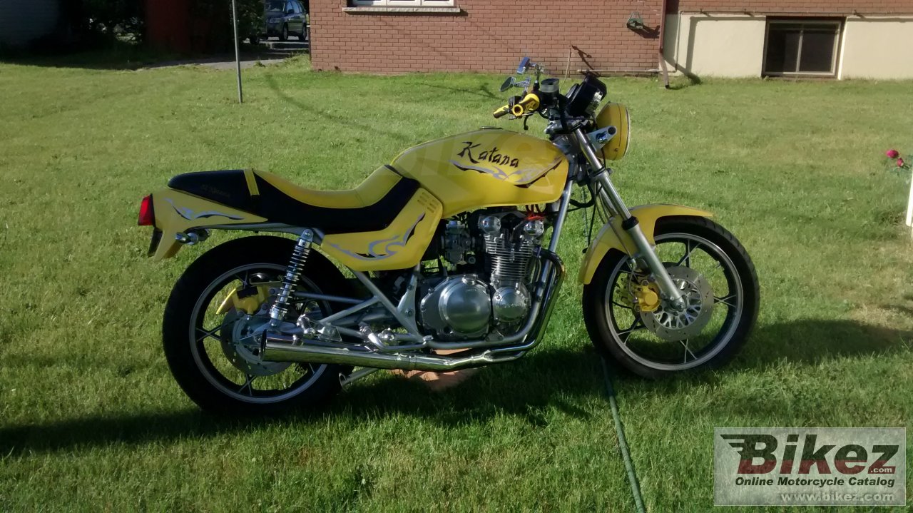 Suzuki GS 550 M Katana