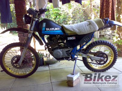 1986 Suzuki DR 250 S rated
