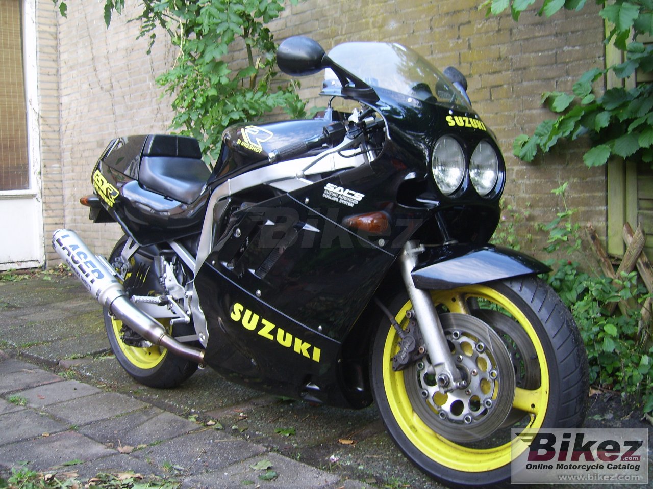 Suzuki GSX-R 750