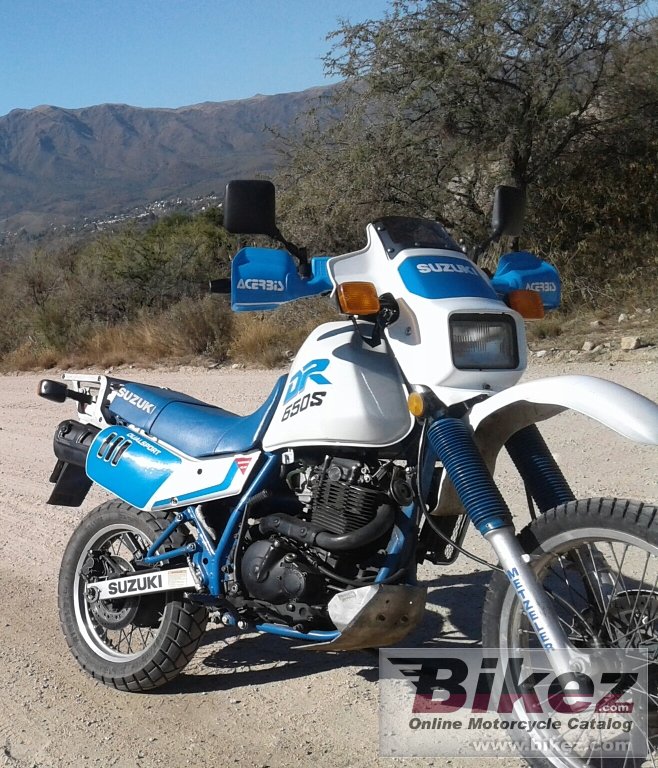 Suzuki DR 650 R Dakar