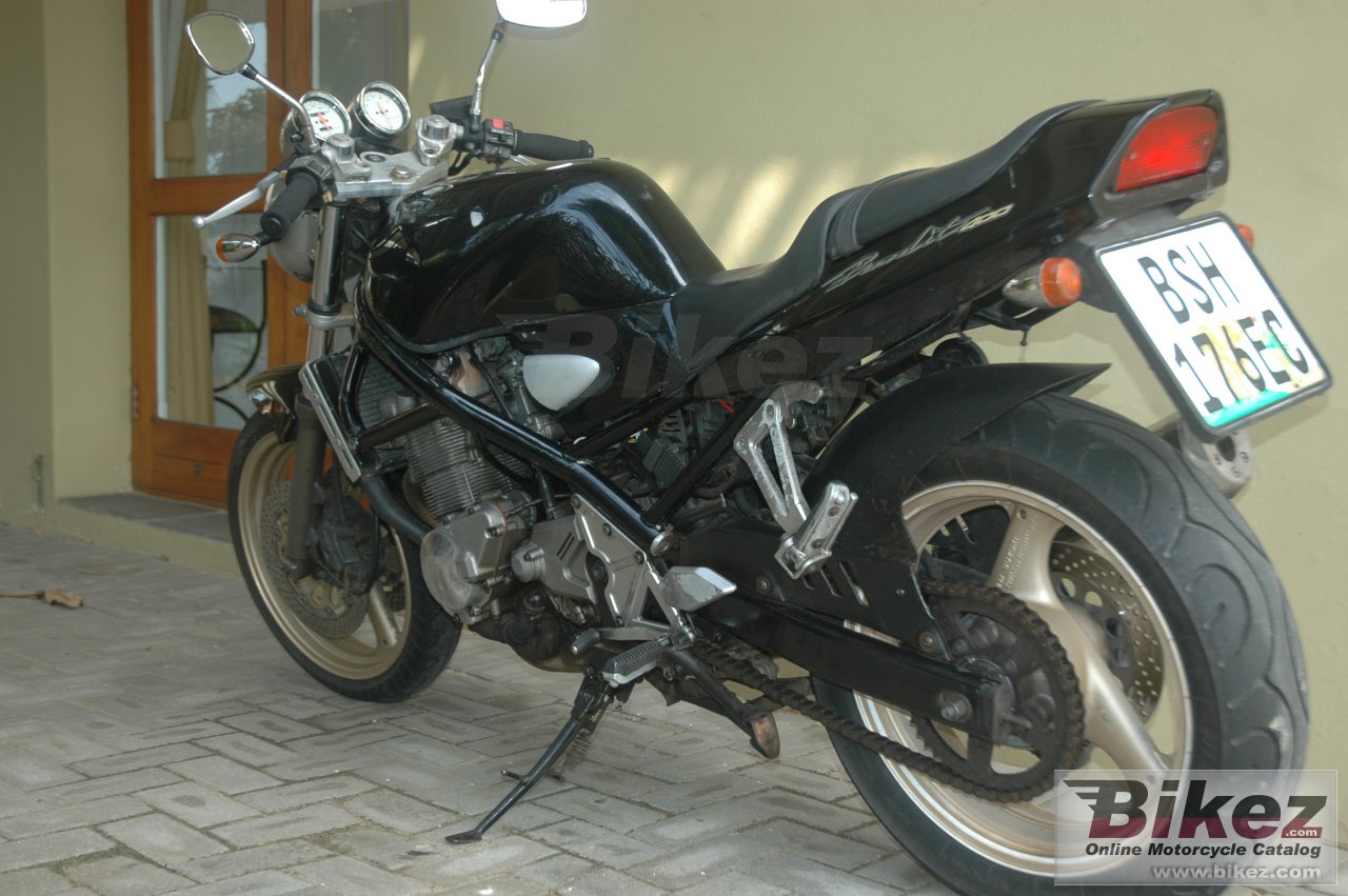 Suzuki Bandit 400