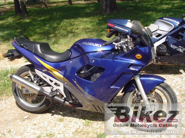 Suzuki GSX 600 F