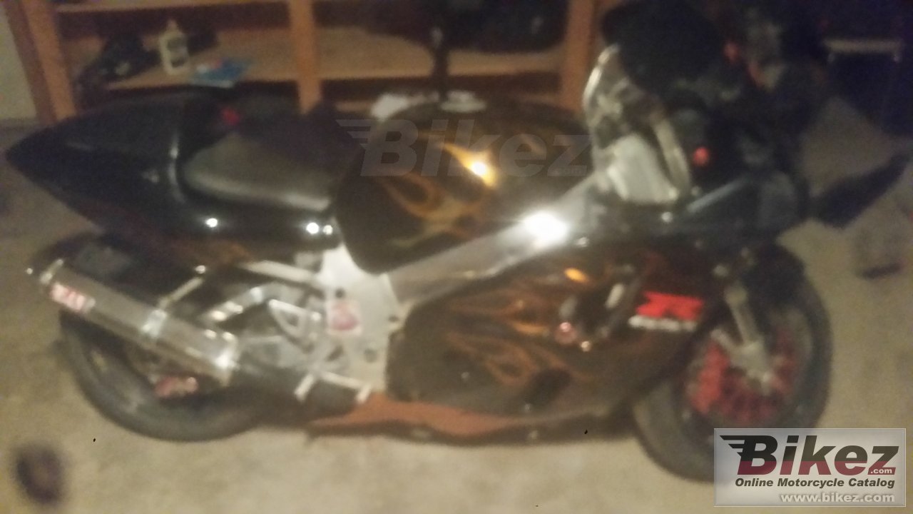 Suzuki GSX-R 750