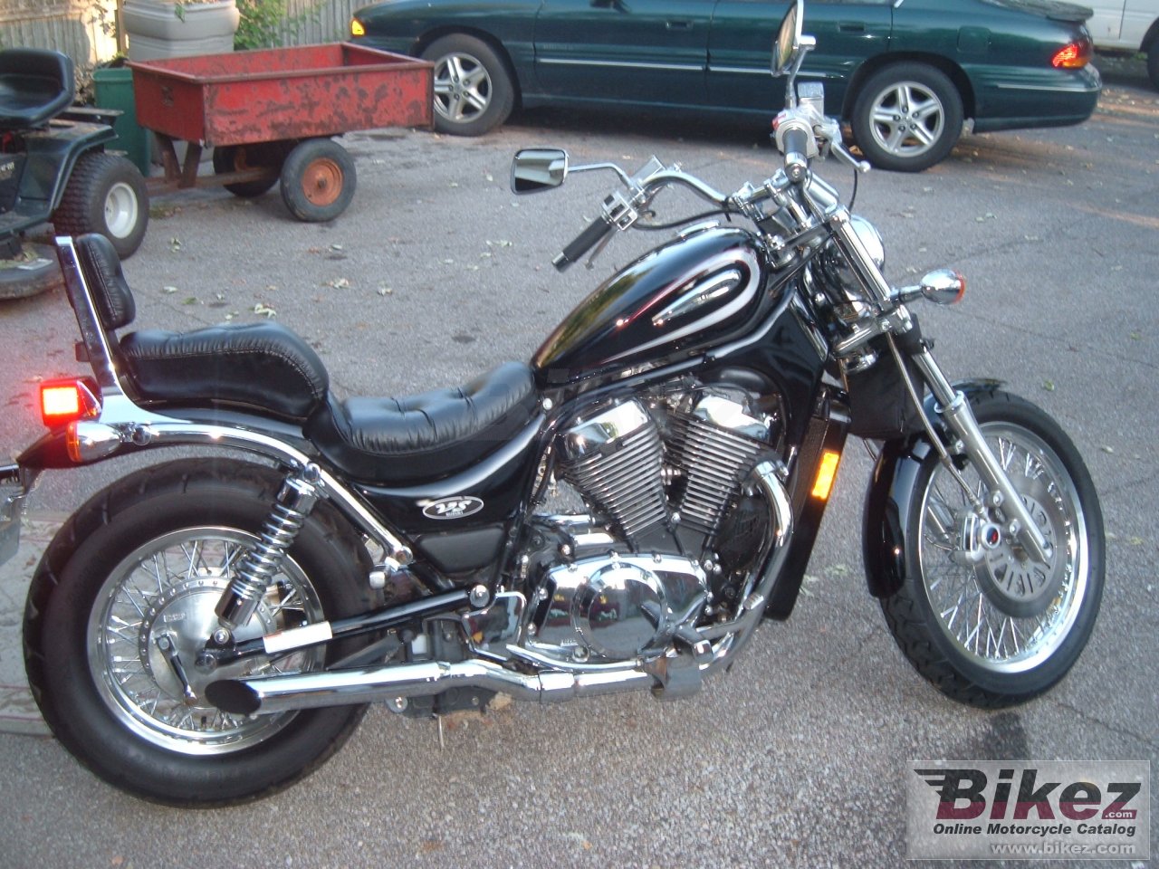 Suzuki Intruder 800