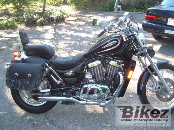 2004 Suzuki Intruder 800