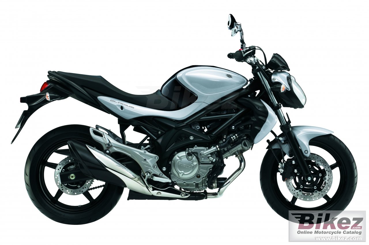 Suzuki Gladius