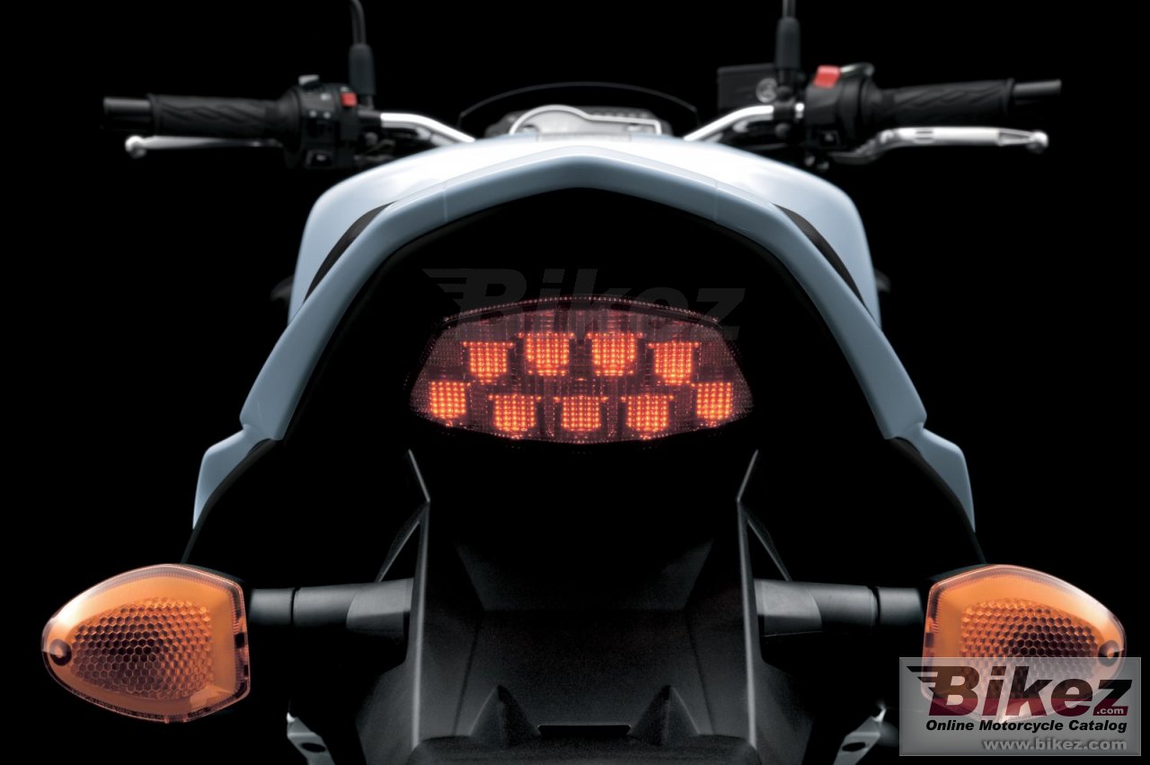 Suzuki GSR750