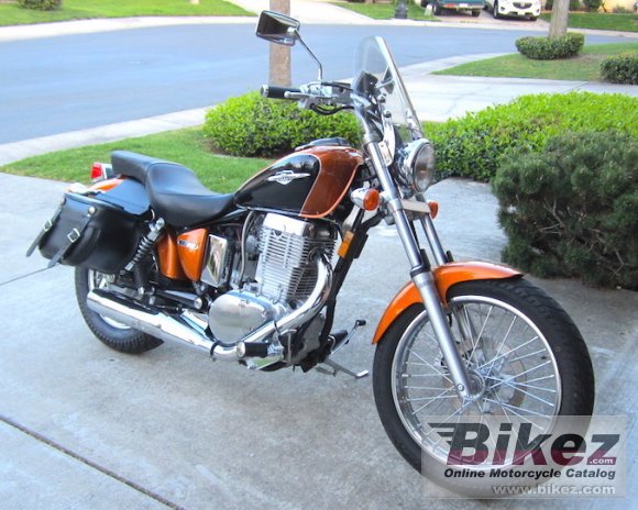 2014 Suzuki Boulevard S40