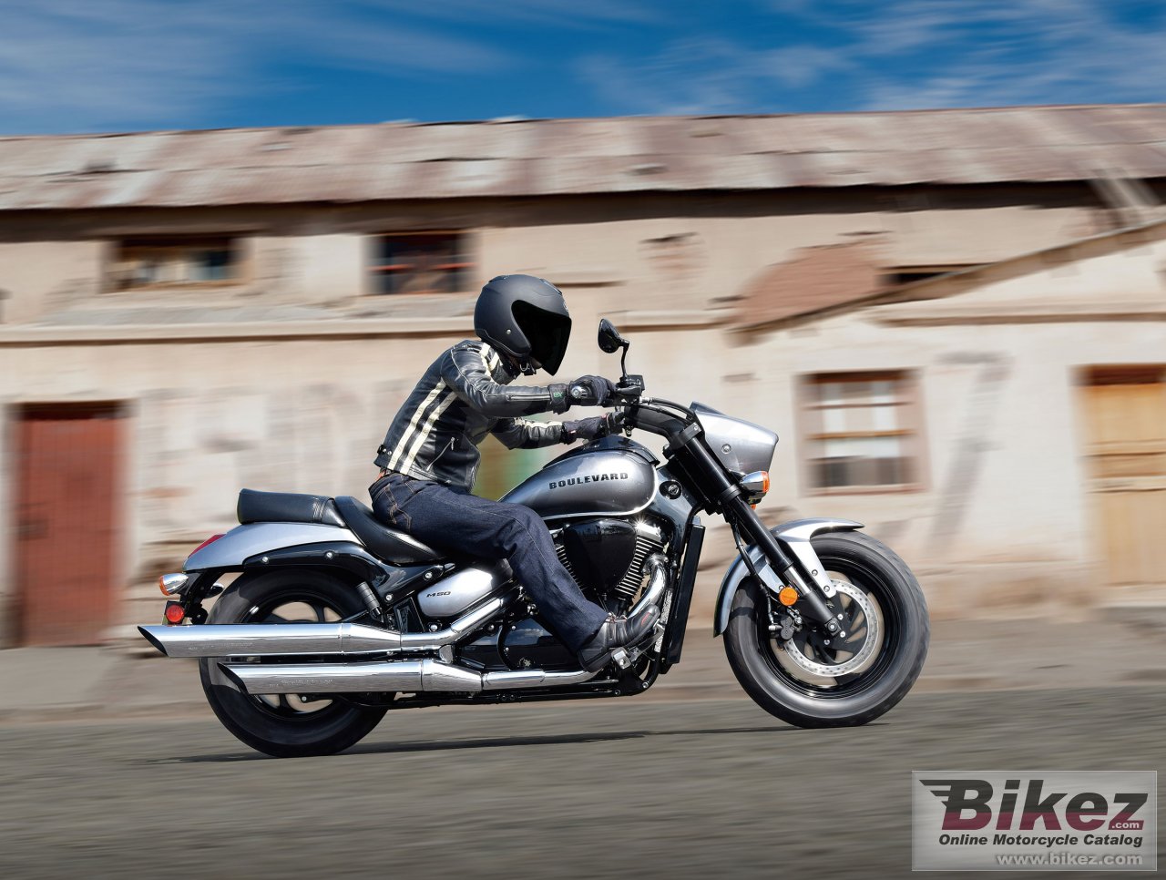 Suzuki Boulevard M50