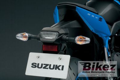 2023 Suzuki GSX-8S