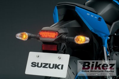 2023 Suzuki GSX-8S