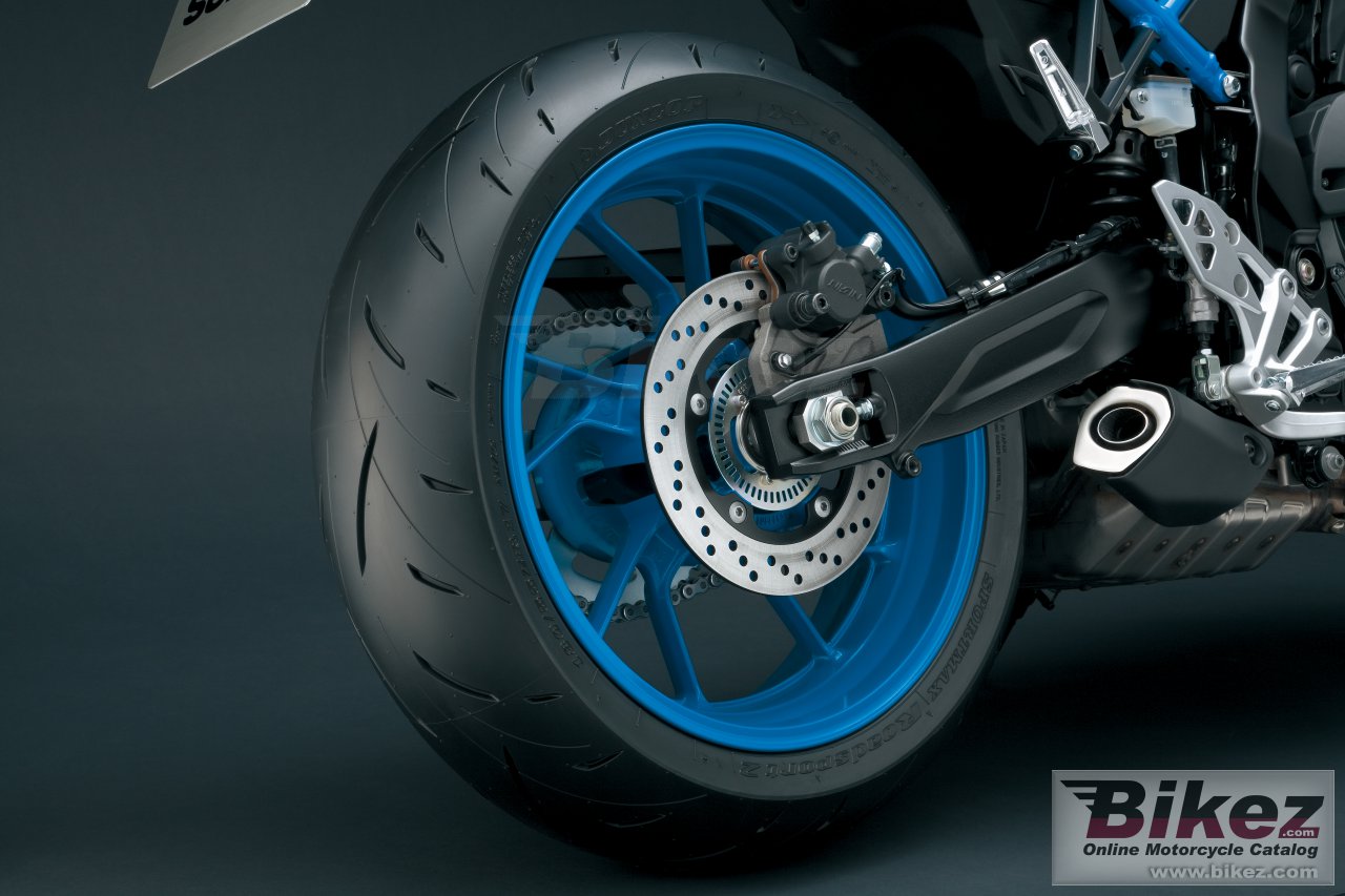 Suzuki GSX-8S