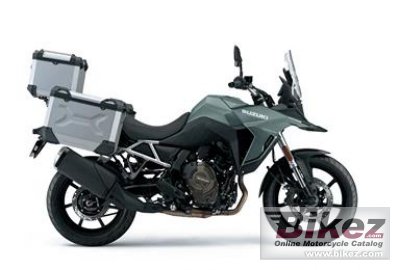 2025 Suzuki V-Strom 800RE Tour