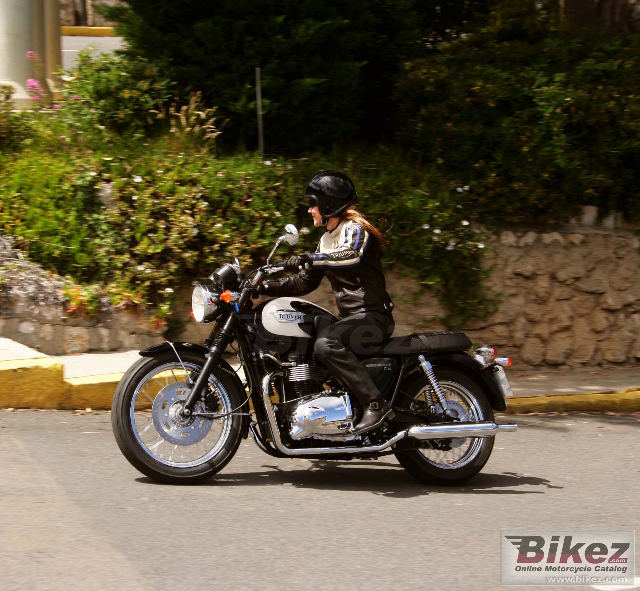 Triumph Bonneville T100