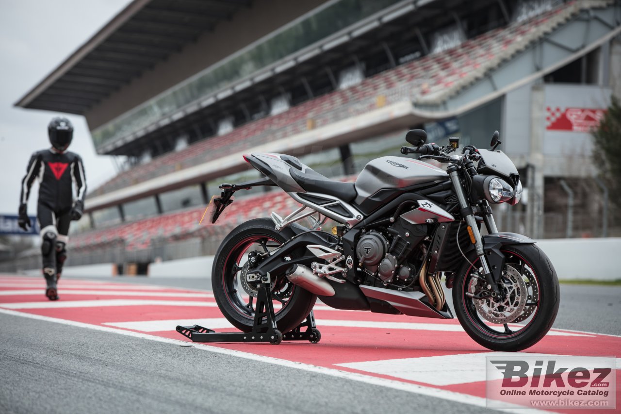 Triumph Street Triple RS