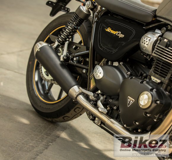 2018 Triumph Street Cup