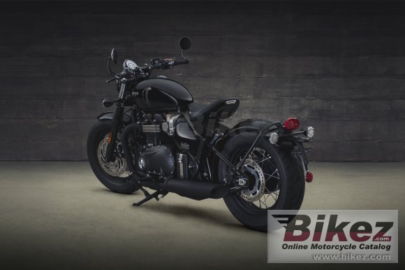 2018 Triumph Bonneville Bobber Black