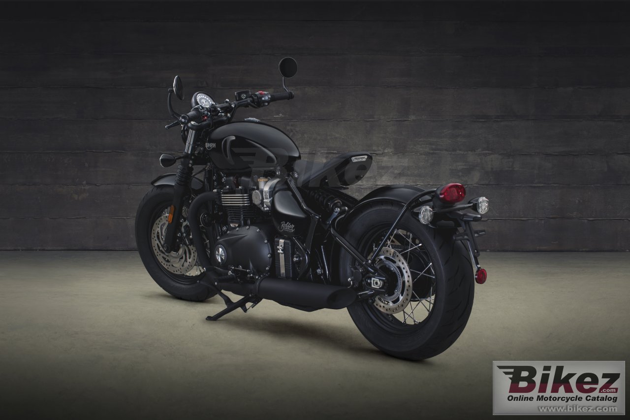 Triumph Bonneville Bobber Black