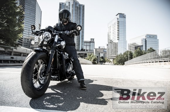 2018 Triumph Bonneville Bobber Black