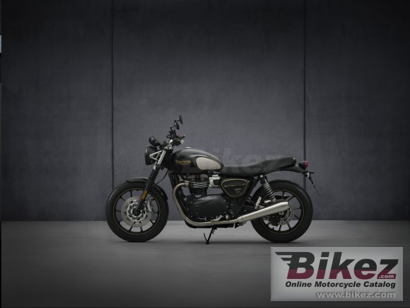 2021 Triumph Street Twin Gold Line