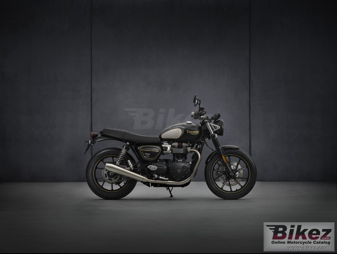 Triumph Street Twin Gold Line