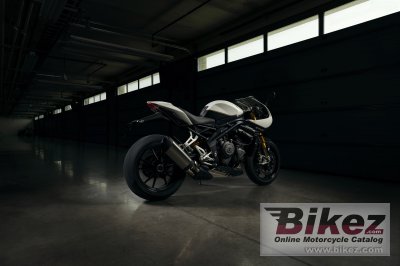 2022 Triumph Speed Triple 1200 RR