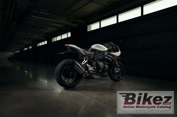 2022 Triumph Speed Triple 1200 RR