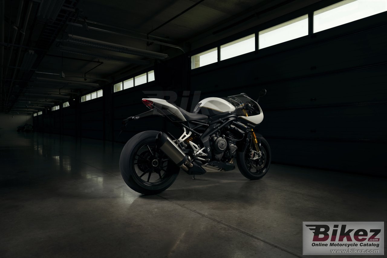 Triumph Speed Triple 1200 RR