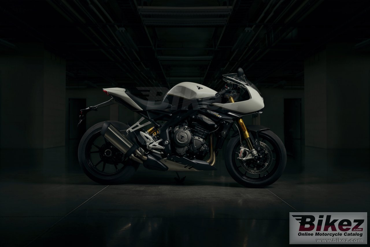 Triumph Speed Triple 1200 RR