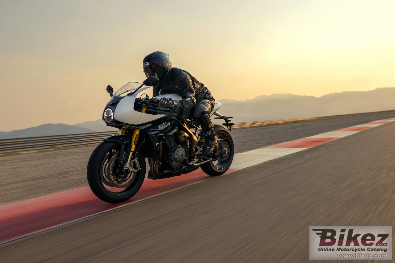 Triumph Speed Triple 1200 RR