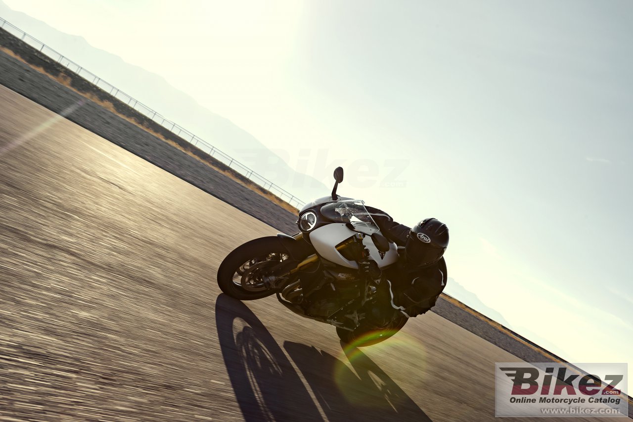 Triumph Speed Triple 1200 RR