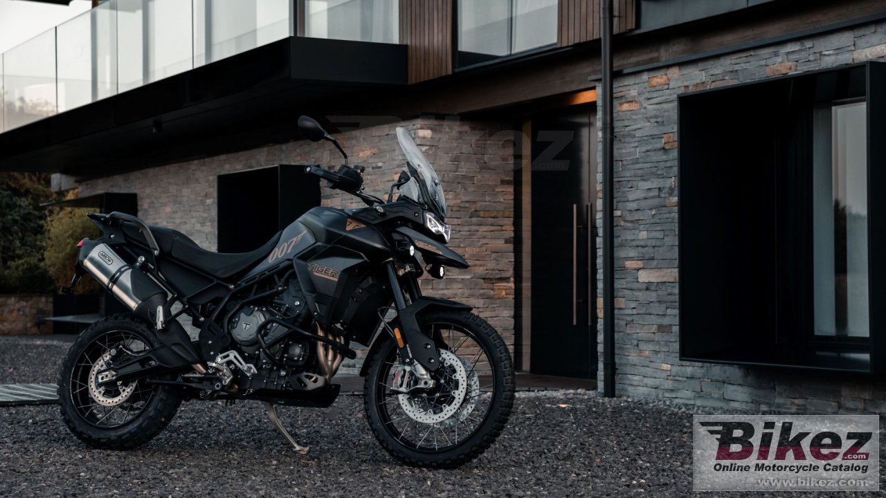 Triumph Tiger 900 Bond Edition