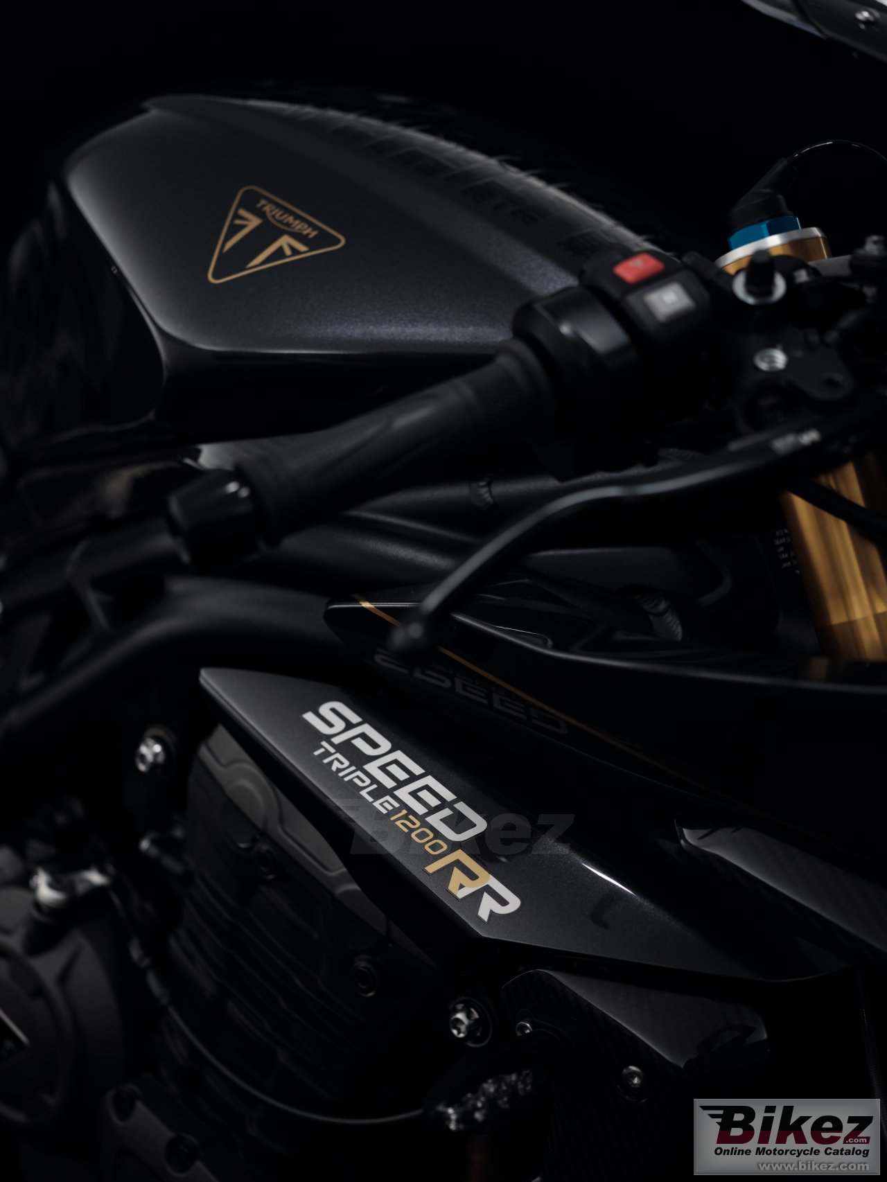 Triumph Speed Triple 1200 RR Bond Edition