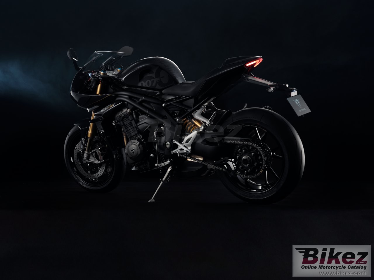 Triumph Speed Triple 1200 RR Bond Edition