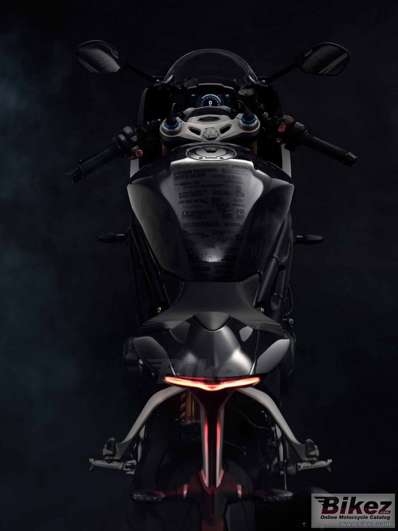 Triumph Speed Triple 1200 RR Bond Edition