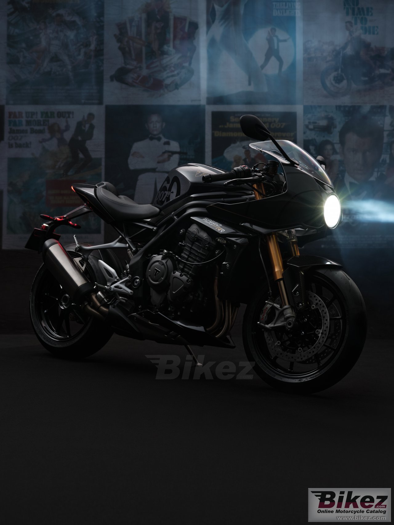 Triumph Speed Triple 1200 RR Bond Edition