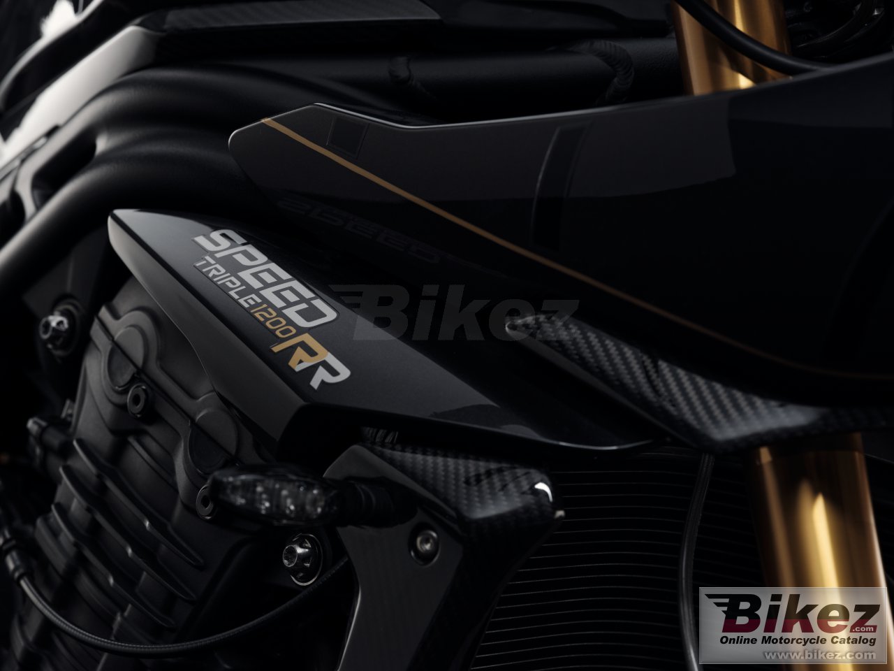 Triumph Speed Triple 1200 RR Bond Edition