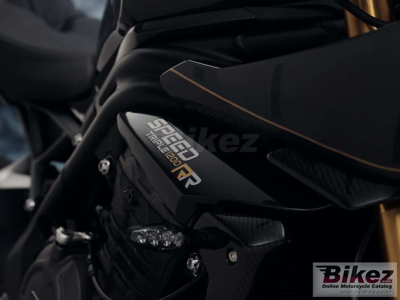 Triumph Speed Triple 1200 RR Bond Edition