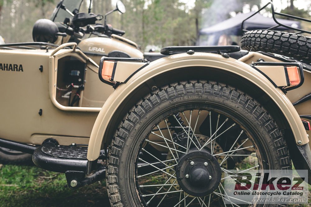 Ural Gear Up Sahara