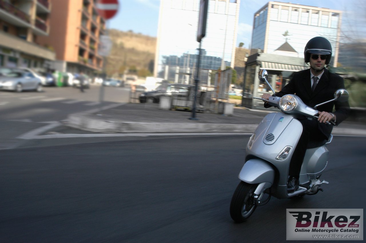 Vespa LX 125