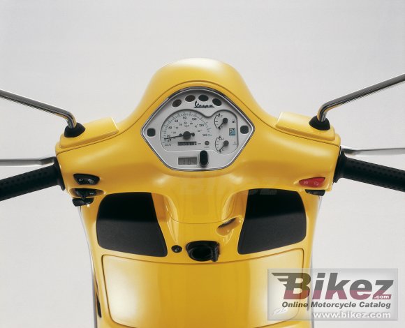 2007 Vespa GTS 125