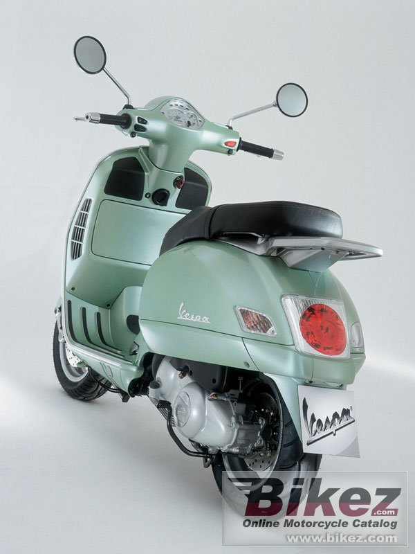 Vespa Granturismo