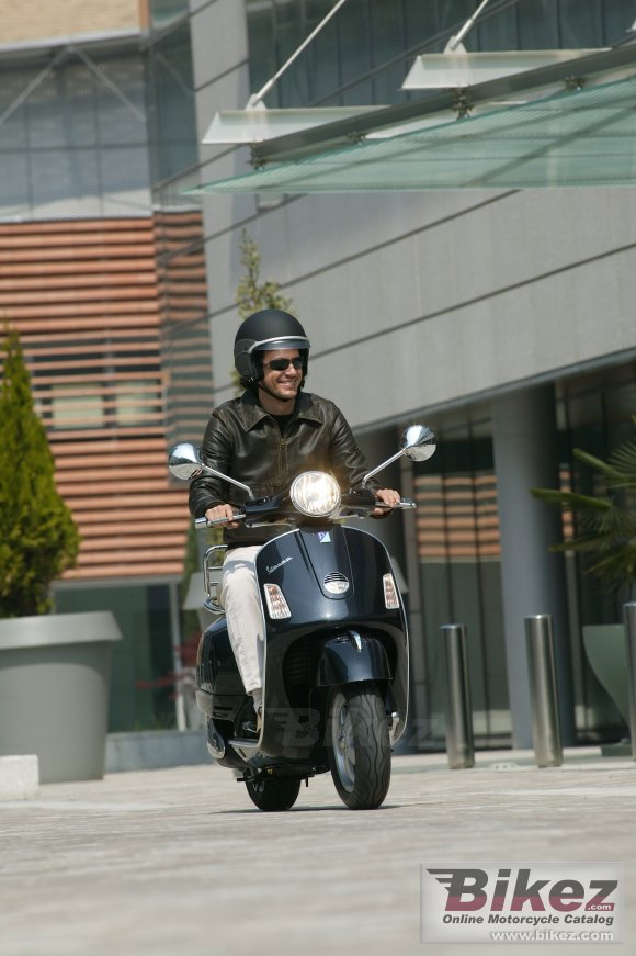 2008 Vespa GTS 250